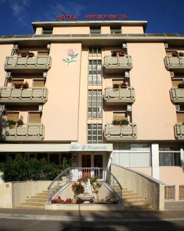 Hotel Rosapineta - Adults Only Линяно Сабиадоро Екстериор снимка